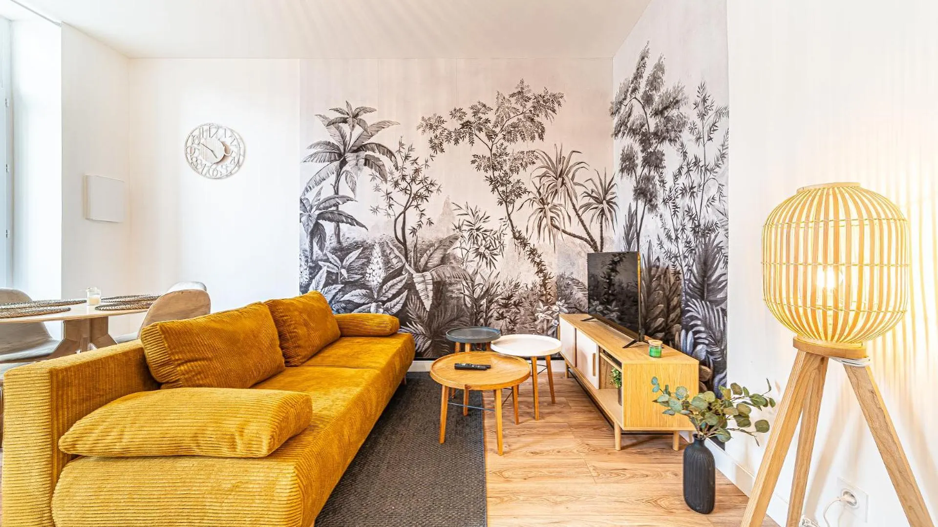Le Marietton Appartement Cosy A Deux Pas Du Metro Valmy Lyon Apartment