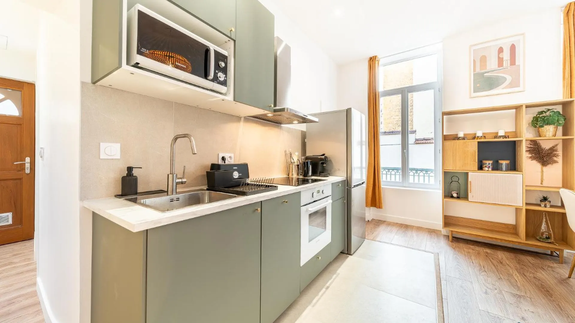 Le Marietton Appartement Cosy A Deux Pas Du Metro Valmy Lyon Apartment